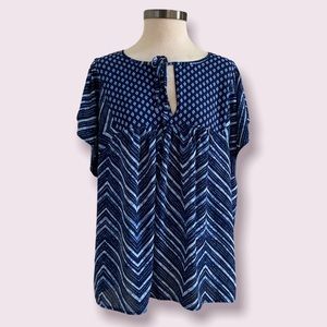 GAP Blue Geo Pattern Flow Sheer Swing Top - Excellent Like New Condition - XXL